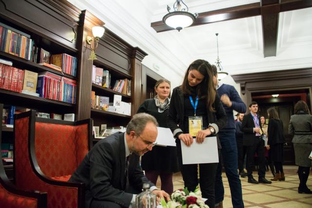 Volumul „Cateheză şi catehumenat” a dr. Paul L. Gavrilyuk, președinte IOTA, lansat la Iași