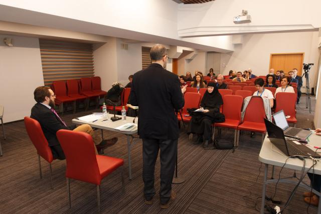 Sesiune de comunicări în cadrul Conferinței Internaţionale IOTA