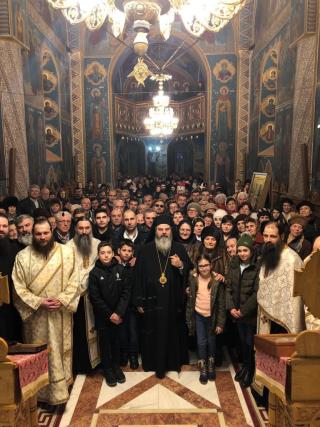 Rugăciuni arhierești de Anul Nou la Roman și Huși