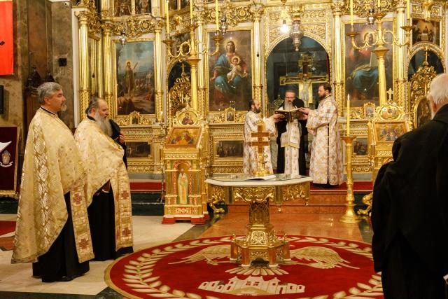 „Cercetători ori oameni de profesie, dorim fiecare să contribuim cu o iotă la viaţa Bisericii”