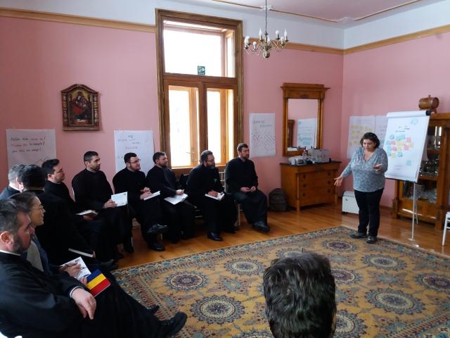Training „Preotul şi tinerii” în Protopopiatul Hârlău