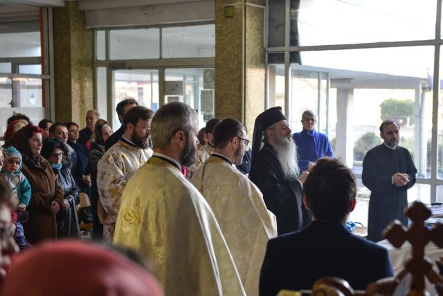IPS Părinte Mitropolit Teofan a slujit Sfânta Liturghie la Spitalul Clinic de Urgenţă pentru Copii „Sfanta Maria” din Iași