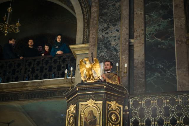Hram la Catedrala mitropolitană din Iași: „Creștinul ortodox este închinat lui Dumnezeu, este îmbisericit, este altoit ca o ramură pe trunchiul Bisericii”