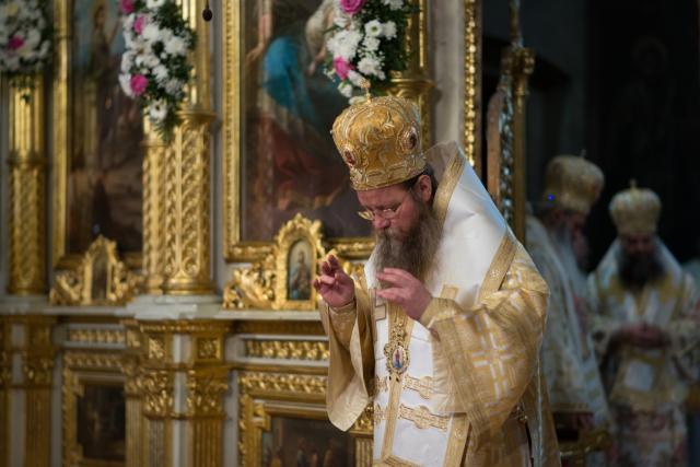 Hram la Catedrala mitropolitană din Iași: „Creștinul ortodox este închinat lui Dumnezeu, este îmbisericit, este altoit ca o ramură pe trunchiul Bisericii”