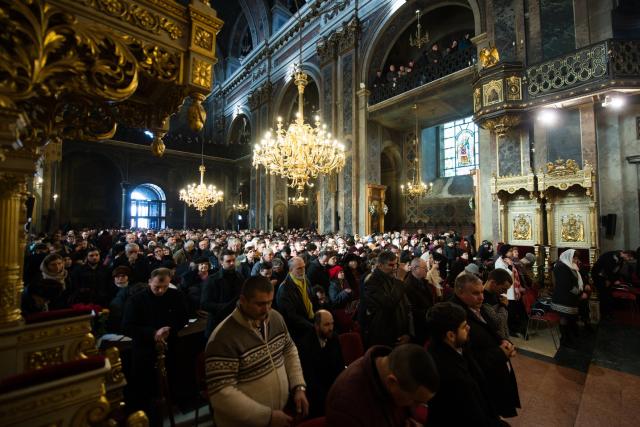 Hram la Catedrala mitropolitană din Iași: „Creștinul ortodox este închinat lui Dumnezeu, este îmbisericit, este altoit ca o ramură pe trunchiul Bisericii”