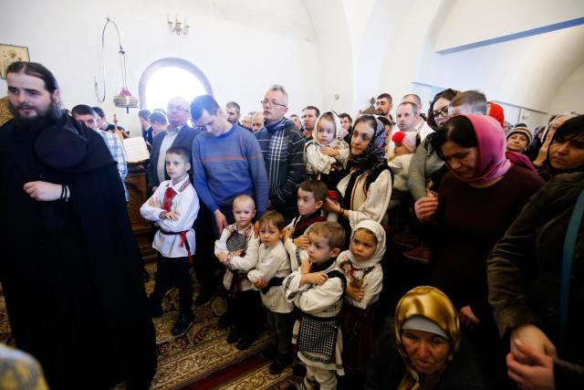 Liturghie cu patru arhierei la Mănăstirea Zosin din Botoșani: „Casa omului este sufletul său”
