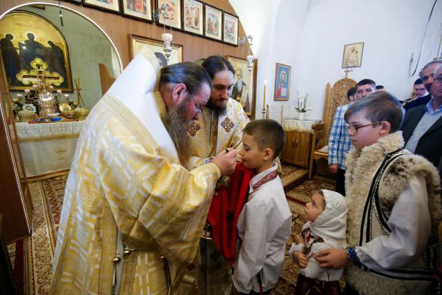 Liturghie cu patru arhierei la Mănăstirea Zosin din Botoșani: „Casa omului este sufletul său”