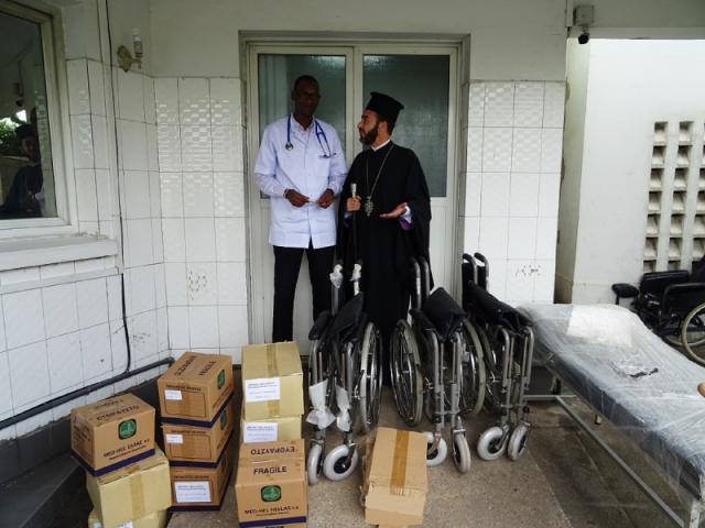 Mitropolitul de Congo-Brazzaville și Gabon a donat medicamente pentru mai multe spitale