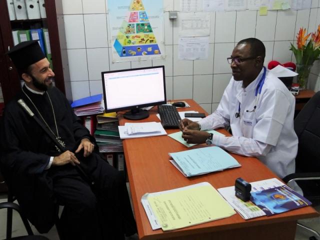 Mitropolitul de Congo-Brazzaville și Gabon a donat medicamente pentru mai multe spitale