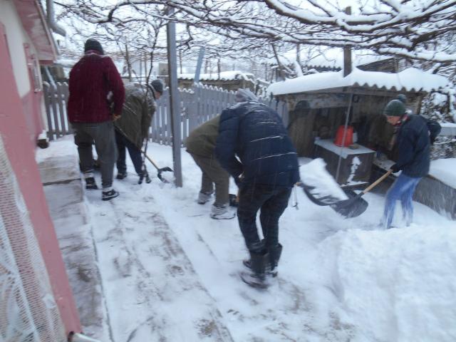 Proiectul misionar-filantropic „Lumina faptelor bune” în parohiile Chişcăreni şi Sat Nou