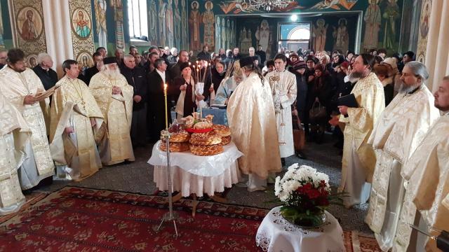 Hramul Parohiei Slătioara