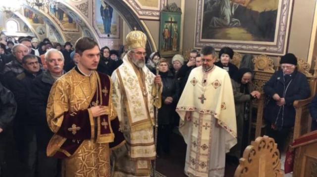 Slujbe arhiereşti în două eparhii din Moldova