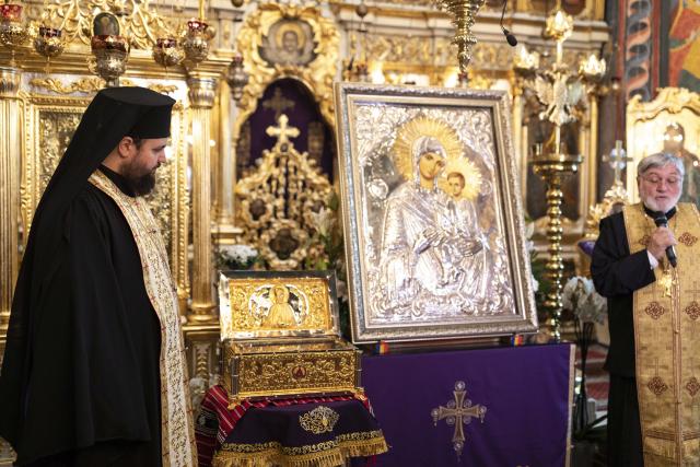 Icoana Maicii Domnului „Iordăniţa” a fost adusă la Biserica Icoanei din București