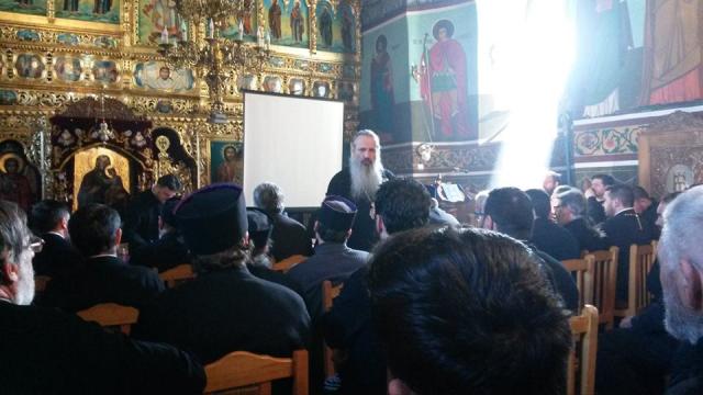 Au debutat conferinţele preoțești din anul 2019 în Arhiepiscopia Iașilor. Prima întâlnire, la Săveni