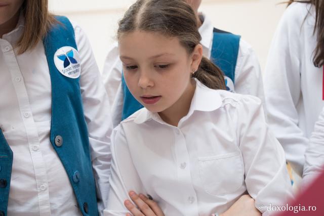 Broderie computerizată – un proiect inedit pentru elevii de gimnaziu și de liceu