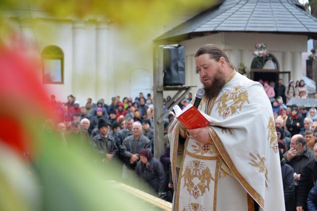 Hram la Sihăstria Voronei:„Pentru a ne cuprinde bucuria Duhului Sfânt, ne este necesară smerenia Maicii Domnului”