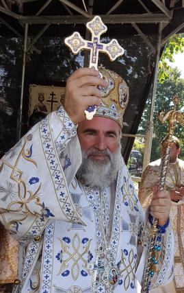 Un astfel de arhiereu se cuvenea să aveţi!