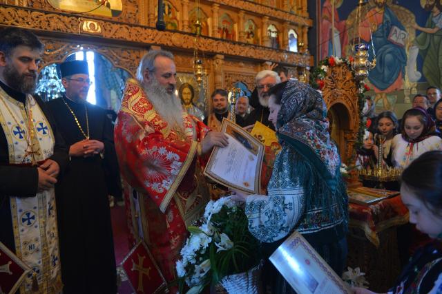 Liturghie arhierească și sfințire de casă parohială la Boboiești: „Fără taina postului nu poate fi concepută viața creștină”