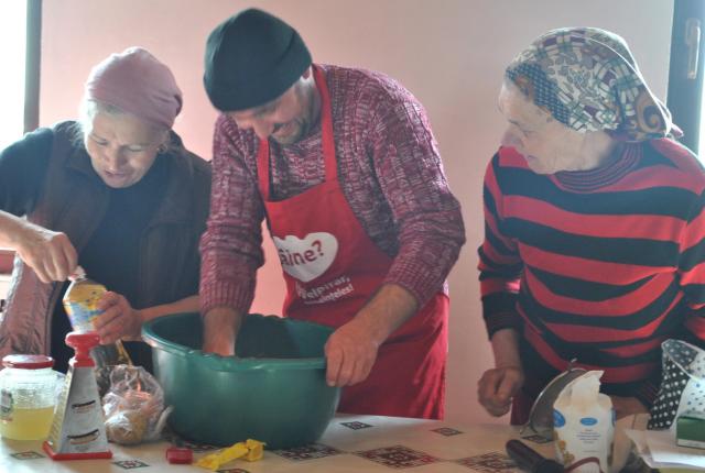 „Hristos: sufletul satului meu” în parohiile Buhăieni şi Drăgăneşti