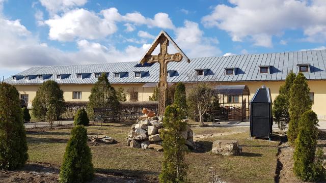Slujire arhierească la Mănăstirea „Acoperământul Maicii Domnului” - Groşi