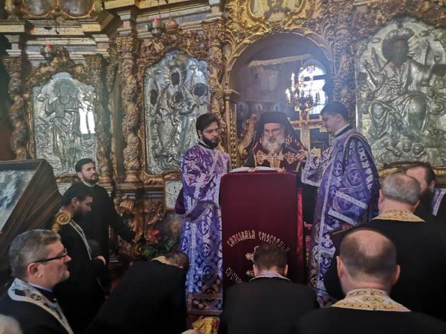 Slujbe arhierești în Moldova