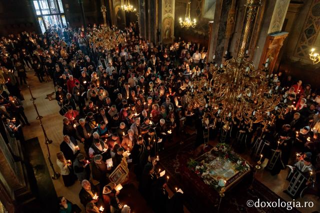 (Foto) Prohodul Domnului – Sfânta și Marea Sâmbătă