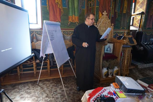 Training catehetic pentru preoţi din protopopiatele Dorohoi şi Darabani