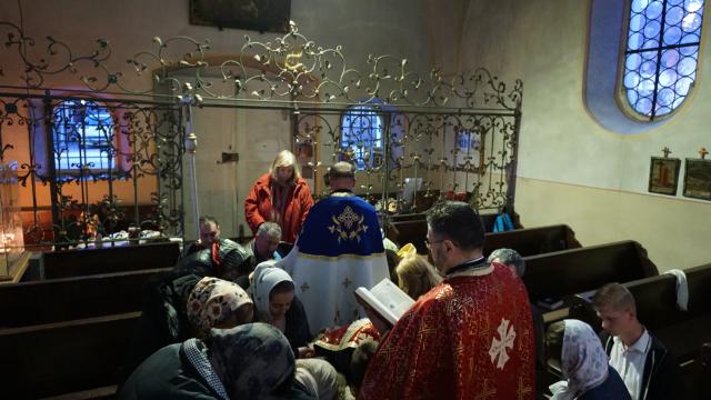 Taina Sfântului Maslu, în Parohia „Sfinții Ierarhi Nicolae și Corbinian” din Garmisch-Partenkirchen