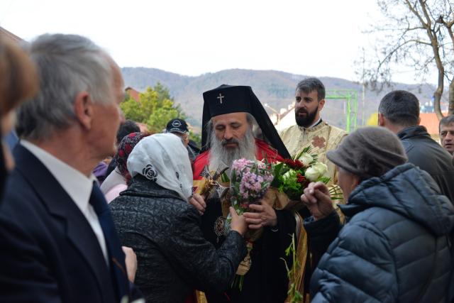 „Cum putem intra cu Domnul în Ierusalim?”. Mitropolitul Moldovei și Bucovinei a răspuns la această întrebare în Duminica Floriilor