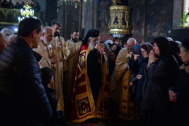 „Cum putem intra cu Domnul în Ierusalim?”. Mitropolitul Moldovei și Bucovinei a răspuns la această întrebare în Duminica Floriilor