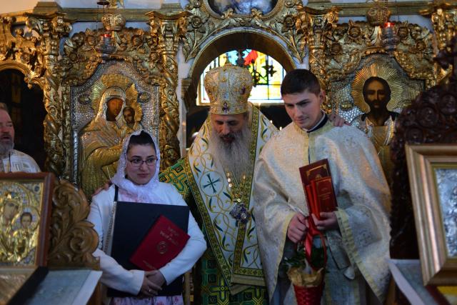 „Cum putem intra cu Domnul în Ierusalim?”. Mitropolitul Moldovei și Bucovinei a răspuns la această întrebare în Duminica Floriilor