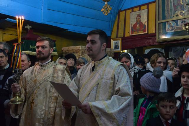 IPS Mitropolit Teofan, la Rădeni: „Să recunoaștem că suntem oameni păcătoși - acesta este primul pas către Dumnezeu”
