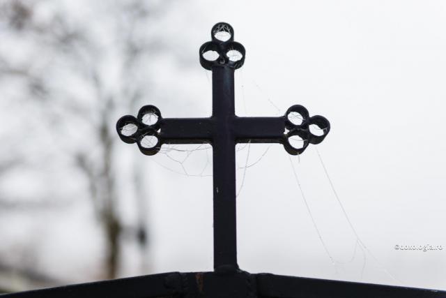 (Video) Cum s-a „adaptat” Biserica în vremurile comuniste?