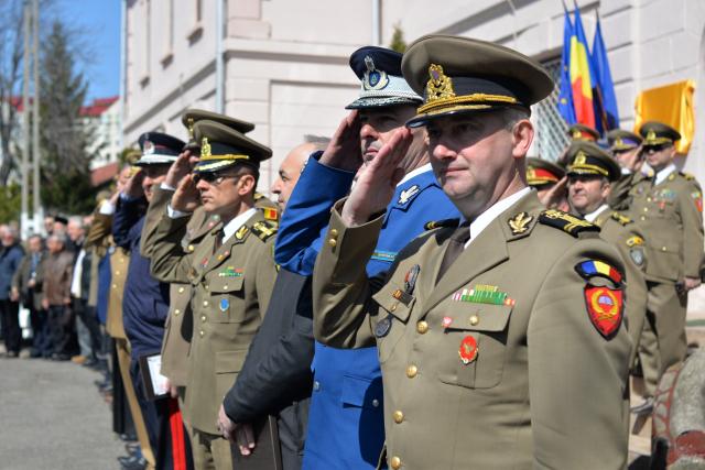 „Pentru o unitate militară, drapelul semnifică același lucru precum Crucea pentru Biserică”