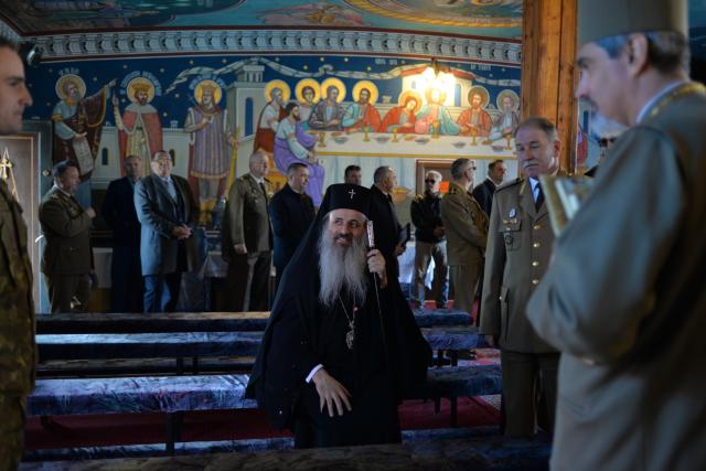 „Pentru o unitate militară, drapelul semnifică același lucru precum Crucea pentru Biserică”