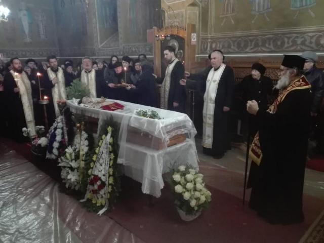 IPS Ioachim s-a rugat la căpătâiul părintelui Constantin Mardare