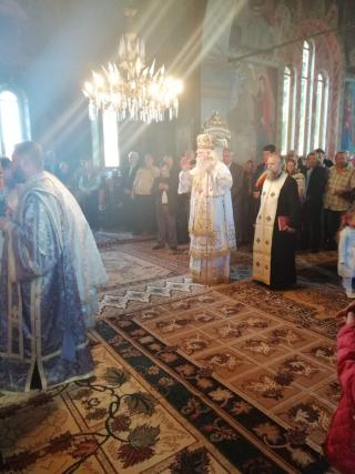 Binecuvântare arhierească în Parohia ”Nașterea Maicii Domnului” - Hilişeu Cloşca
