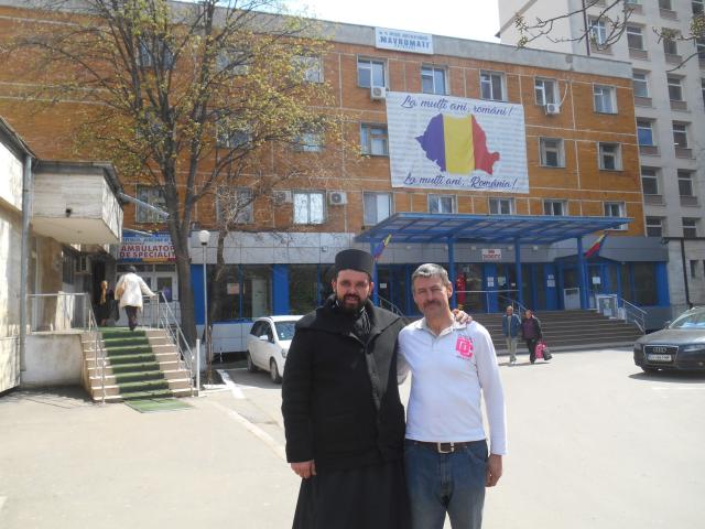Familii aflate în dificultate din parohiile Chișcăreni și Sat Nou, ajutate de preotul paroh