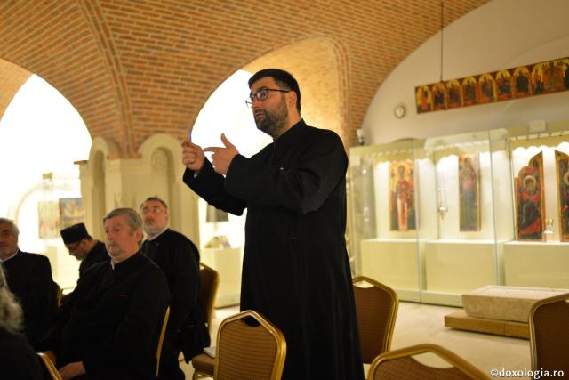 Astăzi a avut loc Conferința preoților misionari de cimitir din Eparhia Iașilor