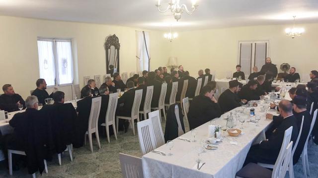 Cursuri pentru obţinerea gradelor profesionale în preoţie