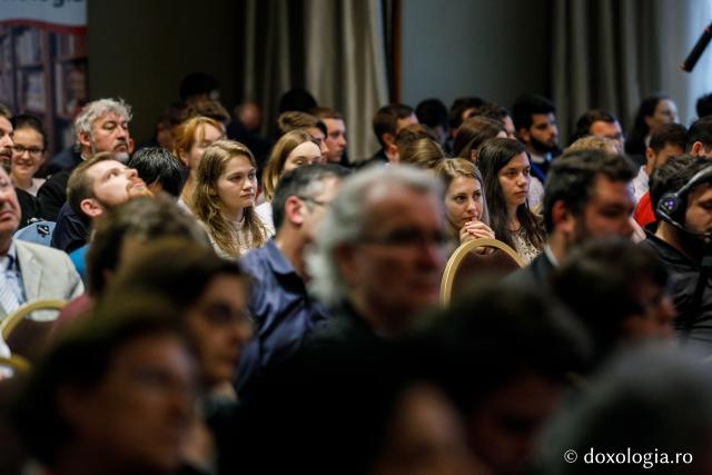 Participanții Simpozionului Internațional „Dumitru Stăniloae” dezbat tema „Creştinismul în postcomunism (1989-2019): tranziţie - terapie - tendinţe”