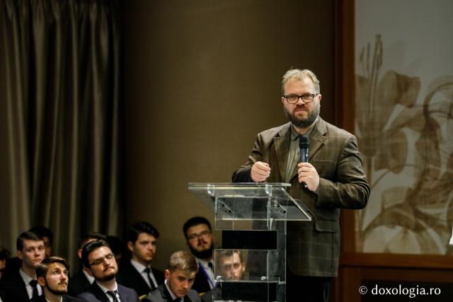 Participanții Simpozionului Internațional „Dumitru Stăniloae” dezbat tema „Creştinismul în postcomunism (1989-2019): tranziţie - terapie - tendinţe”