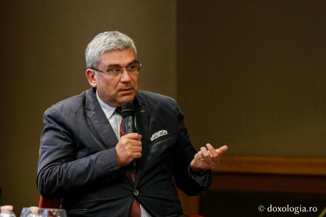 Participanții Simpozionului Internațional „Dumitru Stăniloae” dezbat tema „Creştinismul în postcomunism (1989-2019): tranziţie - terapie - tendinţe”