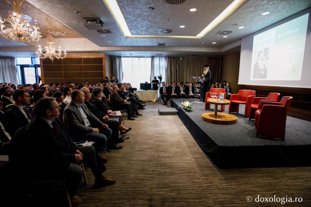 Participanții Simpozionului Internațional „Dumitru Stăniloae” dezbat tema „Creştinismul în postcomunism (1989-2019): tranziţie - terapie - tendinţe”
