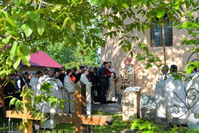 Resfințire de biserică în parohia Luceni