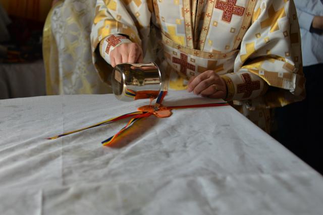 Resfințire de biserică în parohia Luceni