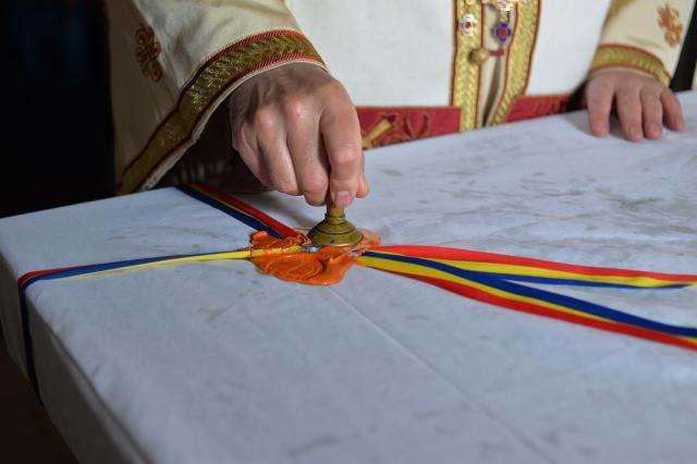 Resfințire de biserică în parohia Luceni
