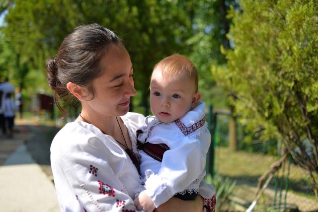Resfințire de biserică în parohia Luceni