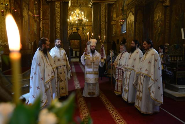 (Video) 380 de ani de la sfințirea bisericii Mănăstirii  „Sfinții Trei Ierarhi” din Iași