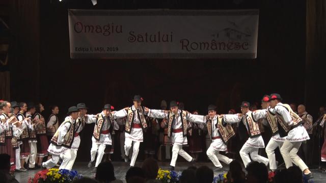 (Video) Prima ediție a spectacolului - eveniment "Omagiu satului romanesc"